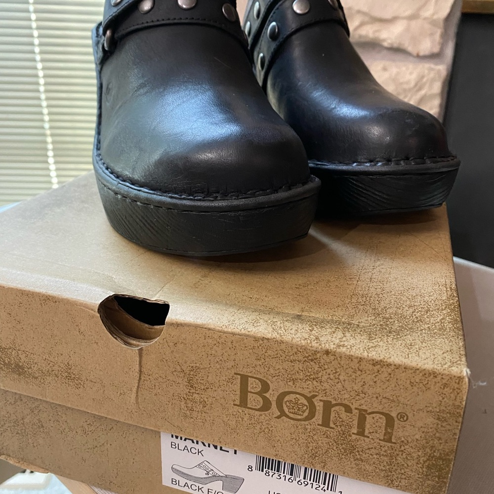 NEW Born Marney Clogs
